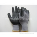 Nitrile Foam Gloves Dots on Palm (DNN143)
